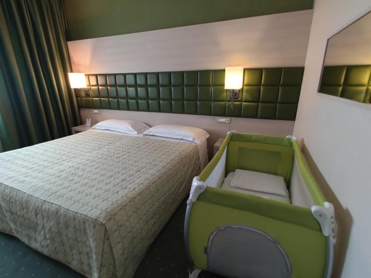 Guglielmotel Brembate Kültér fotó