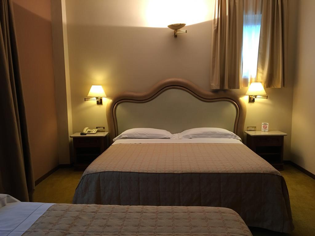 Guglielmotel Brembate Kültér fotó