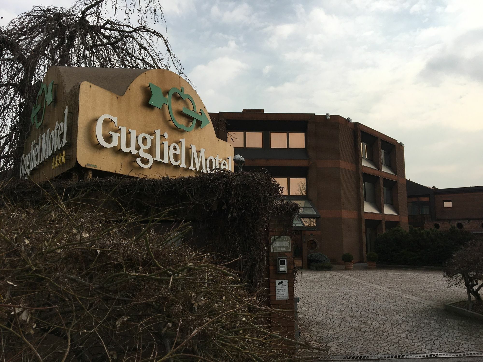 Guglielmotel Brembate Kültér fotó