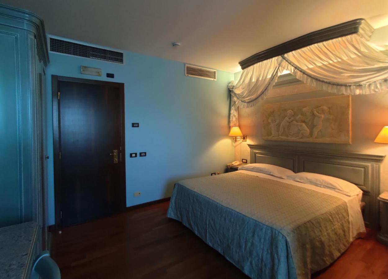 Guglielmotel Brembate Kültér fotó